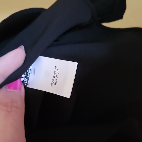 Apt9 NWT women's top sz.0X Black stretchy with tank - Picture 4 of 4